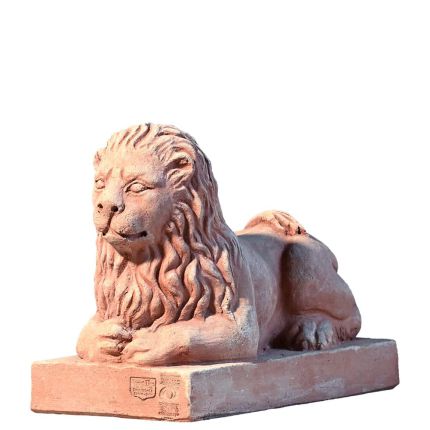 Terracotta Figur "Liegender Löwe"
